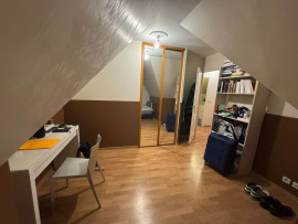 
                                                                                        Colocation
                                                                                         Colocation dans maison Villejuif 1/01/2026