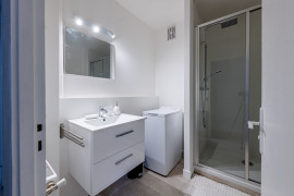 
                                                                                        Location
                                                                                         Colocation de 3 personnes Caudéran