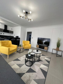 
                                                                                        Colocation
                                                                                         COLOCATION DE LUXE – 61 m² – 2 CHAMBRES