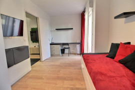 
                                                                                        Colocation
                                                                                         Colocation Duplex Evry