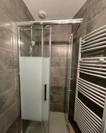 
                                                                                        Colocation
                                                                                         Colocation face au port de Cergy