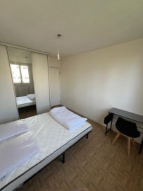 
                                                                                        Colocation
                                                                                         COLOCATION LUMINEUSE PRES DE CERGY PREFECTURE
