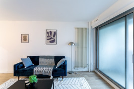 
                                                                                        Colocation
                                                                                         COLOCATION MASCULINE - 124 AVENUE STALINGRAD