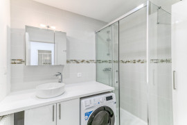 
                                                                                        Colocation
                                                                                         Colocation meublée - Quatre Routes