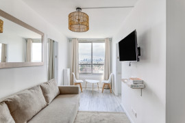 
                                                                                        Colocation
                                                                                         Colocation Meublée - Vue Tour Eiffel