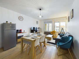 
                                                                                        Colocation
                                                                                         Colocation Nantes