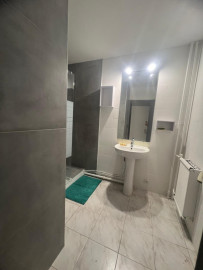 
                                                                                        Colocation
                                                                                         Colocation pour jeune actif ou étudiant