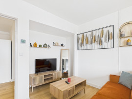 Colocation
                                                                                Colocation proche de l'Hôpital Bel Air