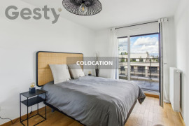 
                                                                                        Colocation
                                                                                         COLOCATION – SUPERBE T5 MEUBLÉ AVEC TERRASSE