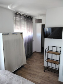 
                                                                                        Colocation
                                                                                         Colocation sur Reims/ chambre privative