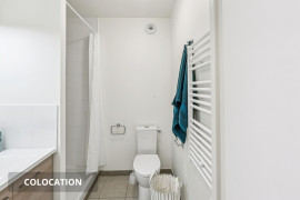 
                                                                                        Colocation
                                                                                         Chambre en colocation - Douche privative
