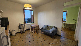 
                                                                                        Location
                                                                                         Colocation tranquille, proche métro B et lyon sud
