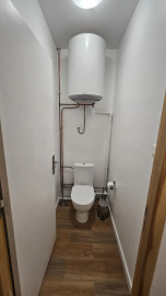 
                                                                                        Location
                                                                                         Colocation tranquille, proche métro B et lyon sud