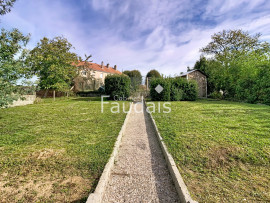 Vente
CONDÉ-SUR-VIRE, Maison 3 pièces principales