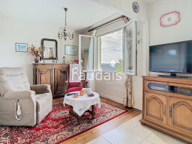 
                                                                                        Vente
                                                                                         CONDÉ-SUR-VIRE, Maison 3 pièces principales 