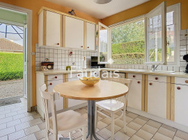 
                                                                                        Vente
                                                                                         CONDÉ-SUR-VIRE, Maison 3 pièces principales 