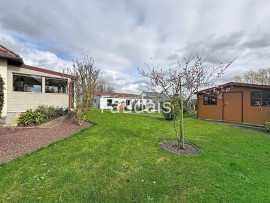 
                                                                                        Vente
                                                                                         CONDE SUR VIRE maison avec hangar 