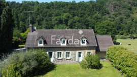 
                                                                                        Vente
                                                                                         CONDE SUR VIRE roche de ham