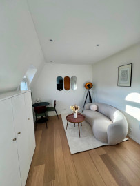 Location
Confortable appartement lumineux près de Montmartre (loyer tout inclus)