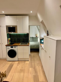 Location
Confortable appartement lumineux près de Montmartre (loyer tout inclus)