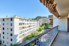 Vente
Corniche André de Joly, Nice - Appartement 3 pièces à rénover avec terrasse, parking et cave