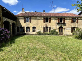 
                                                                                        Vente
                                                                                         Corps de ferme avec dépendances | Madiran | 65