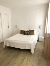 
                                                                                        Location
                                                                                         Cosy 2 pièces dans le 9ème (loyer tout inclus)