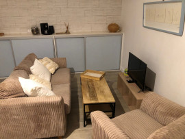 
                                                                                        Location
                                                                                         Cosy 2 pièces dans le 9ème (loyer tout inclus)