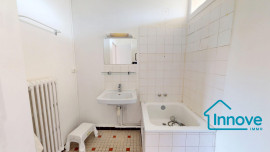 
                                                                                        Vente
                                                                                         CÔTE PAVEE/LA TERRASSE - Petite maison avec fort potentiel