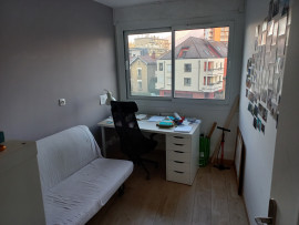 
                                                                                        Location
                                                                                         Coup de cœur : T3 Meublé - Rénovation récente, très lumineux et au calme. Place de parking privée