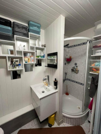 
                                                                                        Location
                                                                                         COUP DE COEUR... VUE URBAINE DEGAGEE.. LUMINEUX