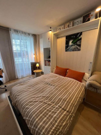 
                                                                                        Location
                                                                                         COUP DE COEUR... VUE URBAINE DEGAGEE.. LUMINEUX