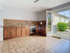 
                                                                                        Vente
                                                                                         COUVAINS, 131m2, Maison 4 chambres