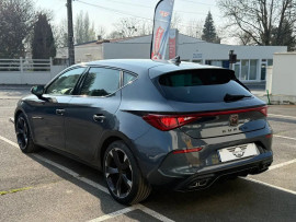 
                                                                                        Voiture
                                                                                         CUPRA LEON V