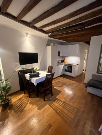 
                                                                                        Location
                                                                                         Cute ao (loyer tout inclus)