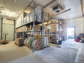 
                                                                                        Vente
                                                                                         DANGY, Local professionnel