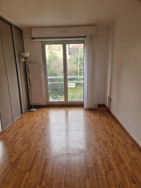 
                                                                                        Location
                                                                                         Dans Belle Résidence Sécurisée , 45 m2 à louer