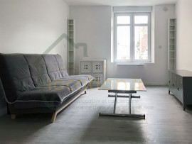 Location
                                                                                Dans une résidence sécurisée, studio meublé de 24m2