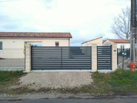 
                                                                                        Location
                                                                                         Découvrez cette jolie maison neuve à la campagne
