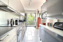 
                                                                                        Vente
                                                                                         Dernier étage - 4 pièces - 80m² - Balcon