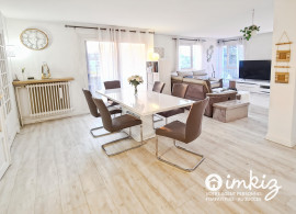 
                                                                                        Vente
                                                                                         Dernier étage avec ascenseur - 126m² – 2 garages