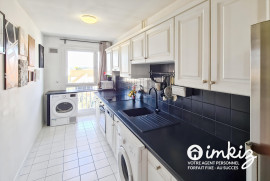 
                                                                                        Vente
                                                                                         Dernier étage avec ascenseur - 126m² – 2 garages