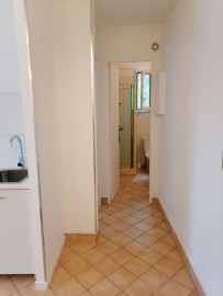 
                                                                                        Location
                                                                                         Dernière maison dans une rue en impasse