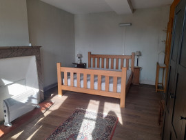 Vente
Deux maisons de village avec du potentiel