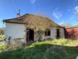 Vente
Deux maisons en pierre à rénover, un hangar et p