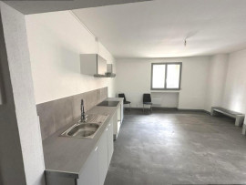 
                                                                                        Location
                                                                                         Deux pièces à louer à Tourcoing centre