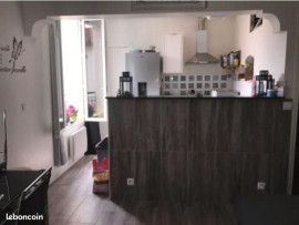 
                                                                                        Location
                                                                                         Deux-pièces de 32 m² moderne & cosy.