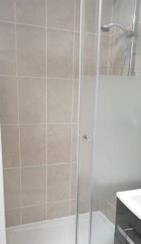 
                                                                                        Location
                                                                                         Deux pièces meublés, lumineux et calme avec balcon