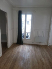 
                                                                                        Location
                                                                                         Deux pièces paris XVII Guy Moquet
