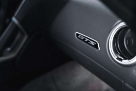 
                                                                                        Voiture
                                                                                         Dodge Viper GTS V10 8.4 640